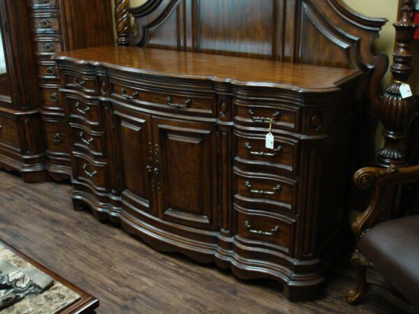 #7089 (CH6904) Dresser by Pulaski <br>Reg. Price - $1495 Clearance Price - $799