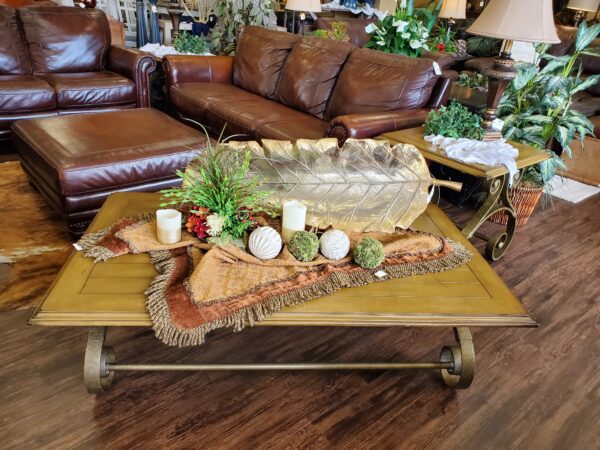 #8238 (CH2424) Coffee Table & (2) End Tables