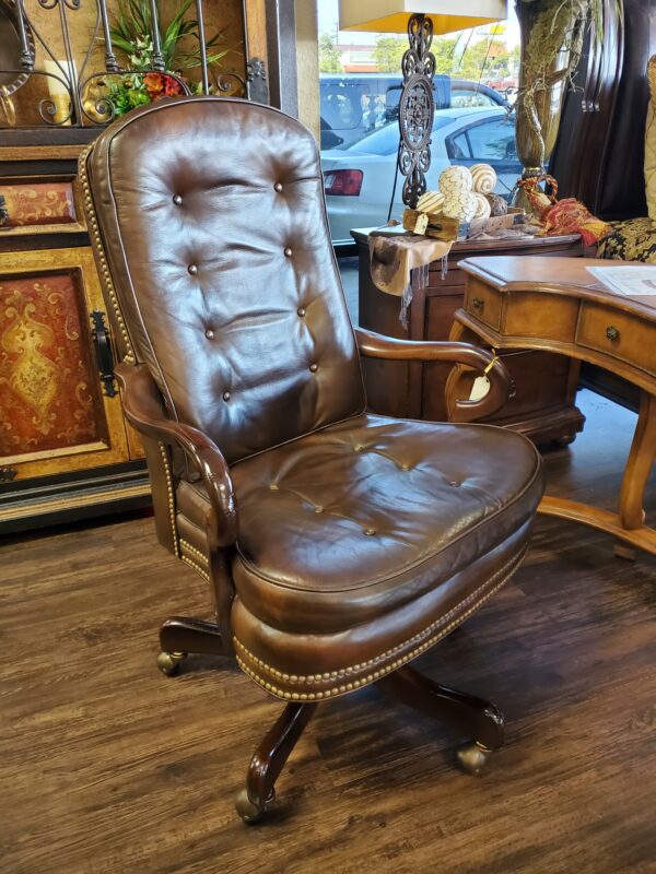 #8243 (SH2504) Leather Office Chair by Robb & Stucky